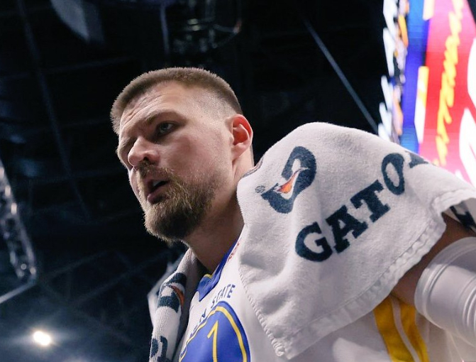 勇士三将复出备战附加赛 数据收集成关键策略