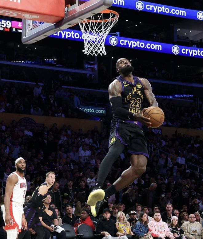 杜兰特复出难挽颓势 火箭客场惨败湖人系列赛